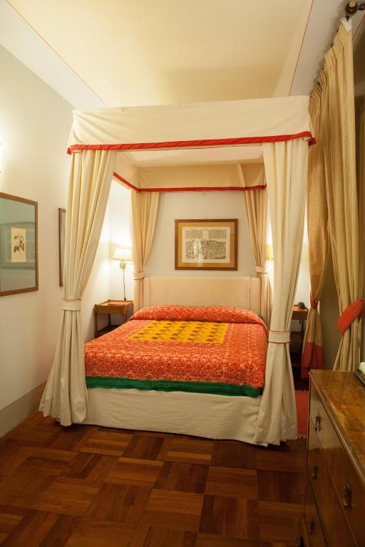 Residenza Johanna I Φλωρεντία Δωμάτιο φωτογραφία